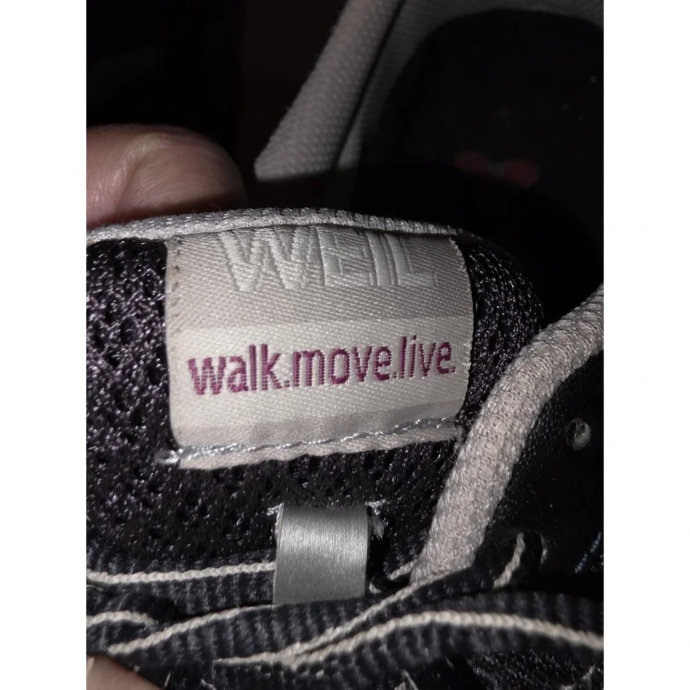 Weil Womens Size 9 Orthopedic Tennis‎ Shoes.